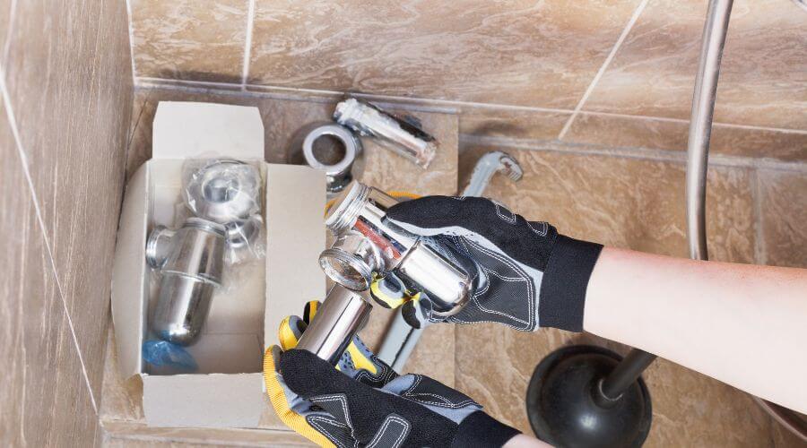 Professional gutter cleaning in Moran, MI
